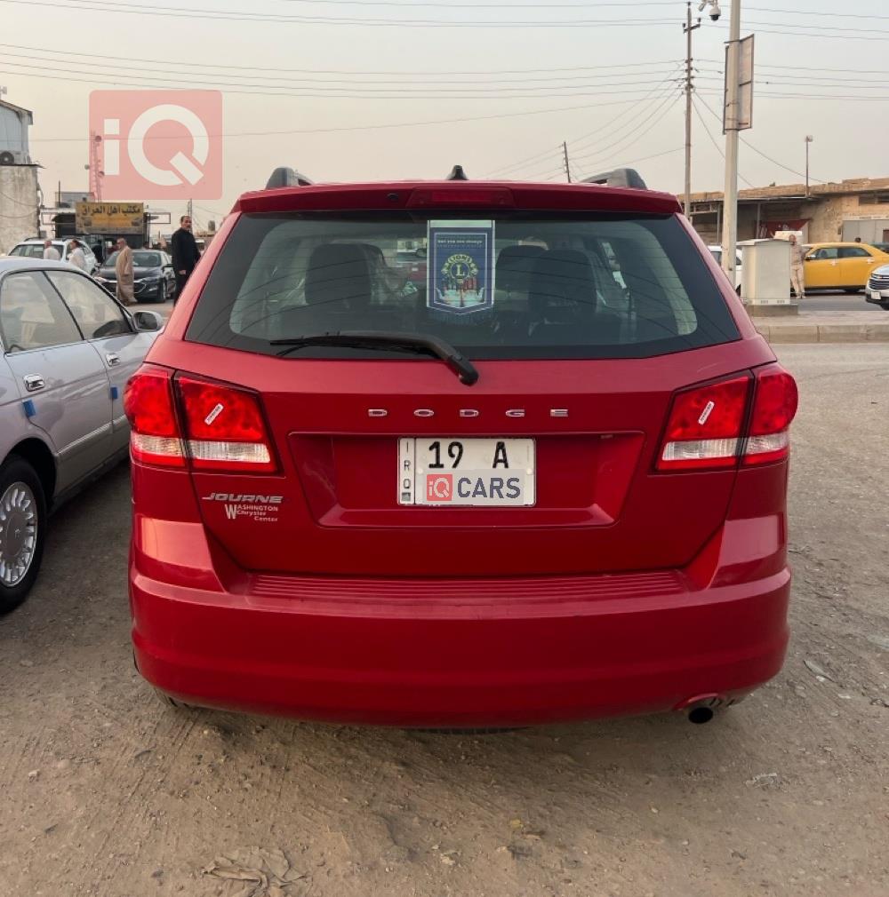 دودج جورني